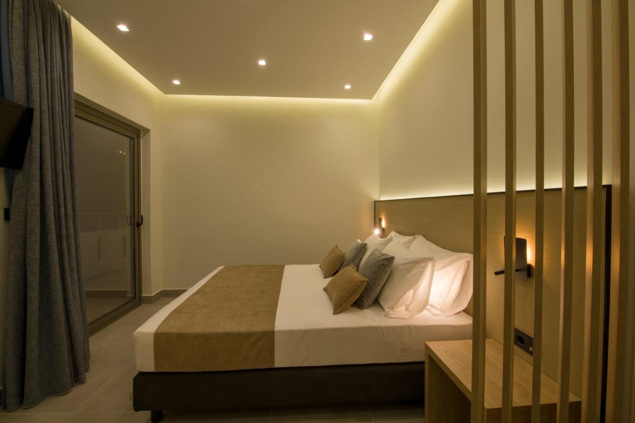 Varouxakis Hotel Платаньяс Экстерьер фото