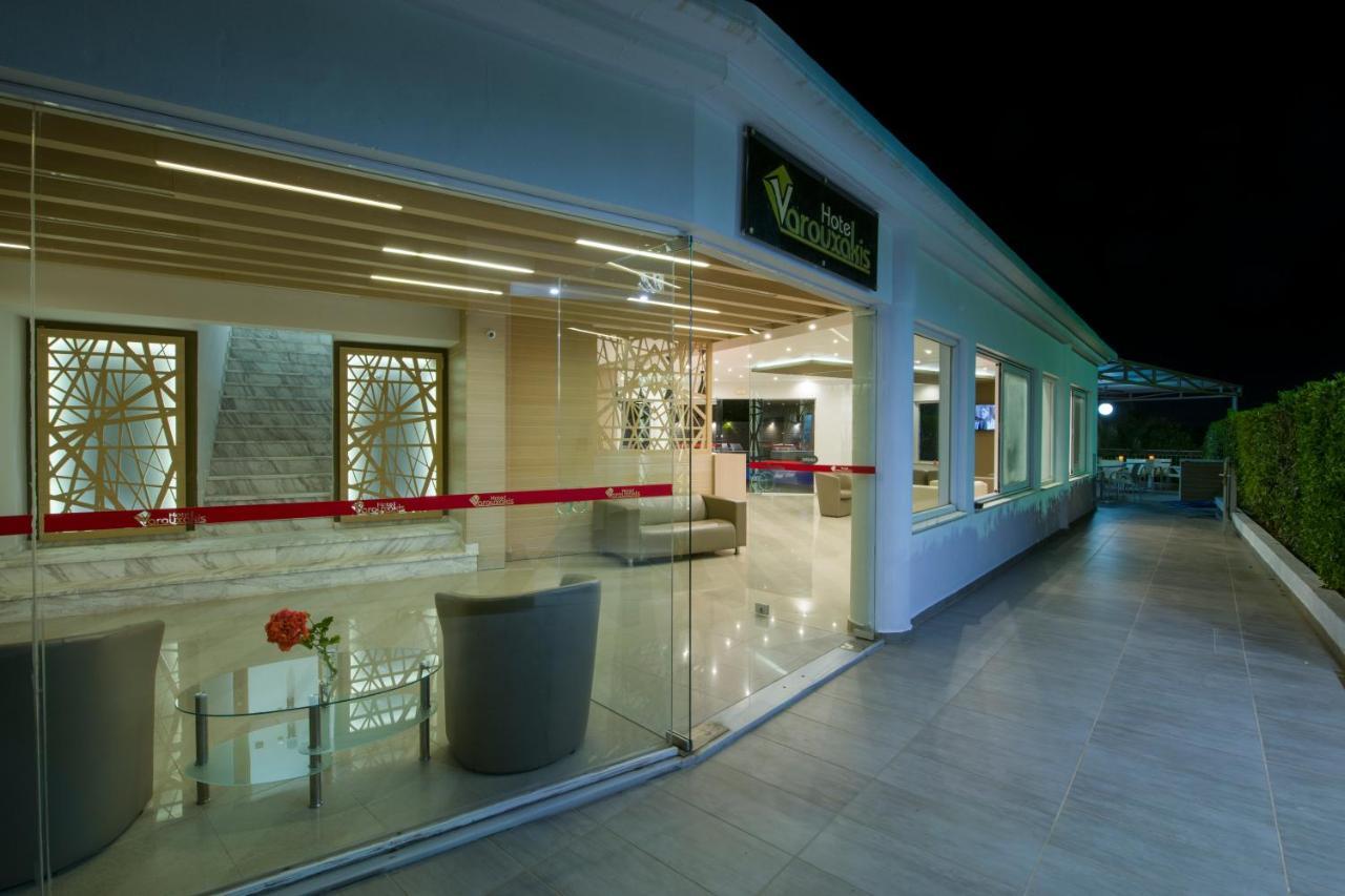 Varouxakis Hotel Платаньяс Экстерьер фото