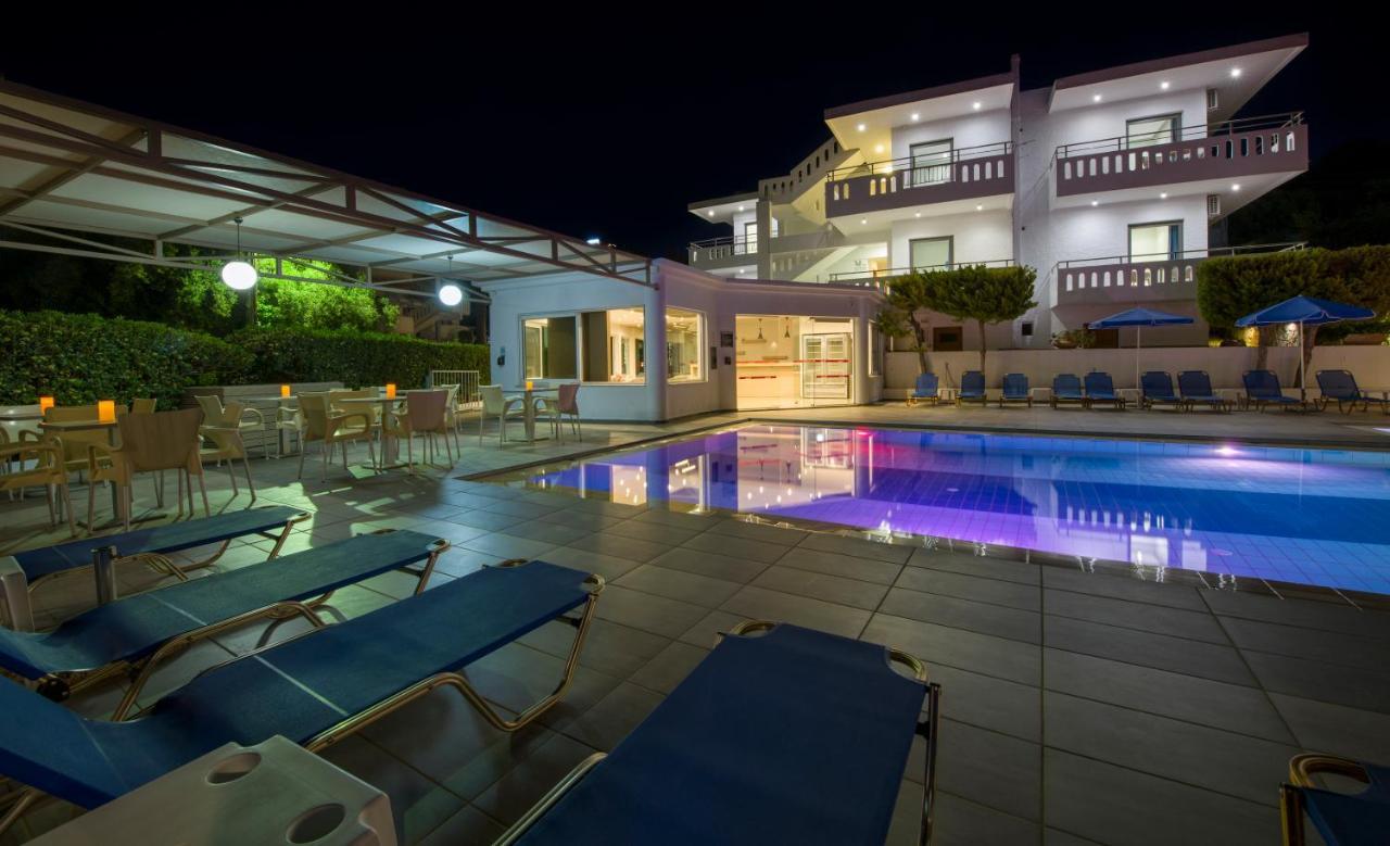 Varouxakis Hotel Платаньяс Экстерьер фото