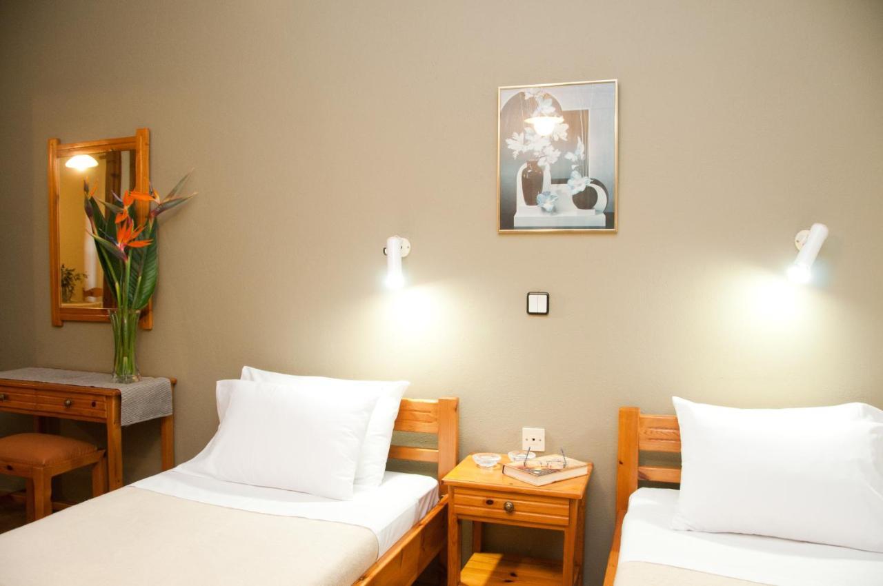 Varouxakis Hotel Платаньяс Экстерьер фото