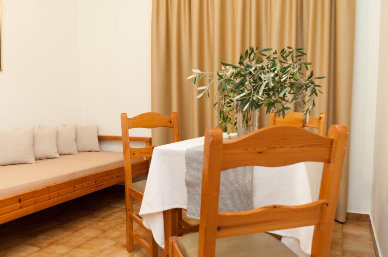 Varouxakis Hotel Платаньяс Экстерьер фото
